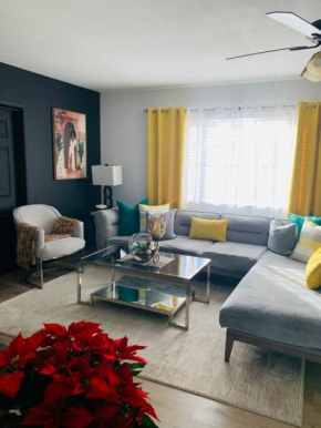 Homey Comfy Vacation Rentals - Las Vegas